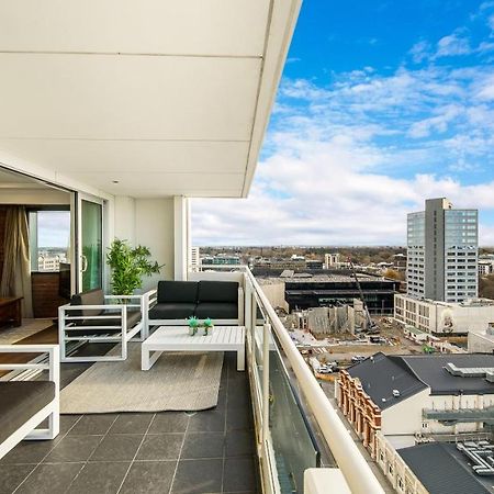 Central City View With Free Valet Parking Christchurch Esterno foto
