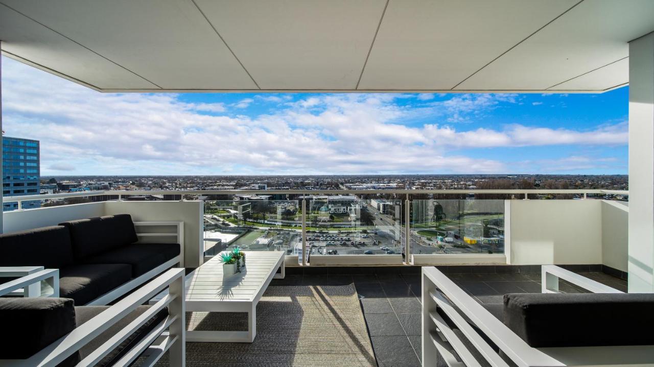 Central City View With Free Valet Parking Christchurch Esterno foto
