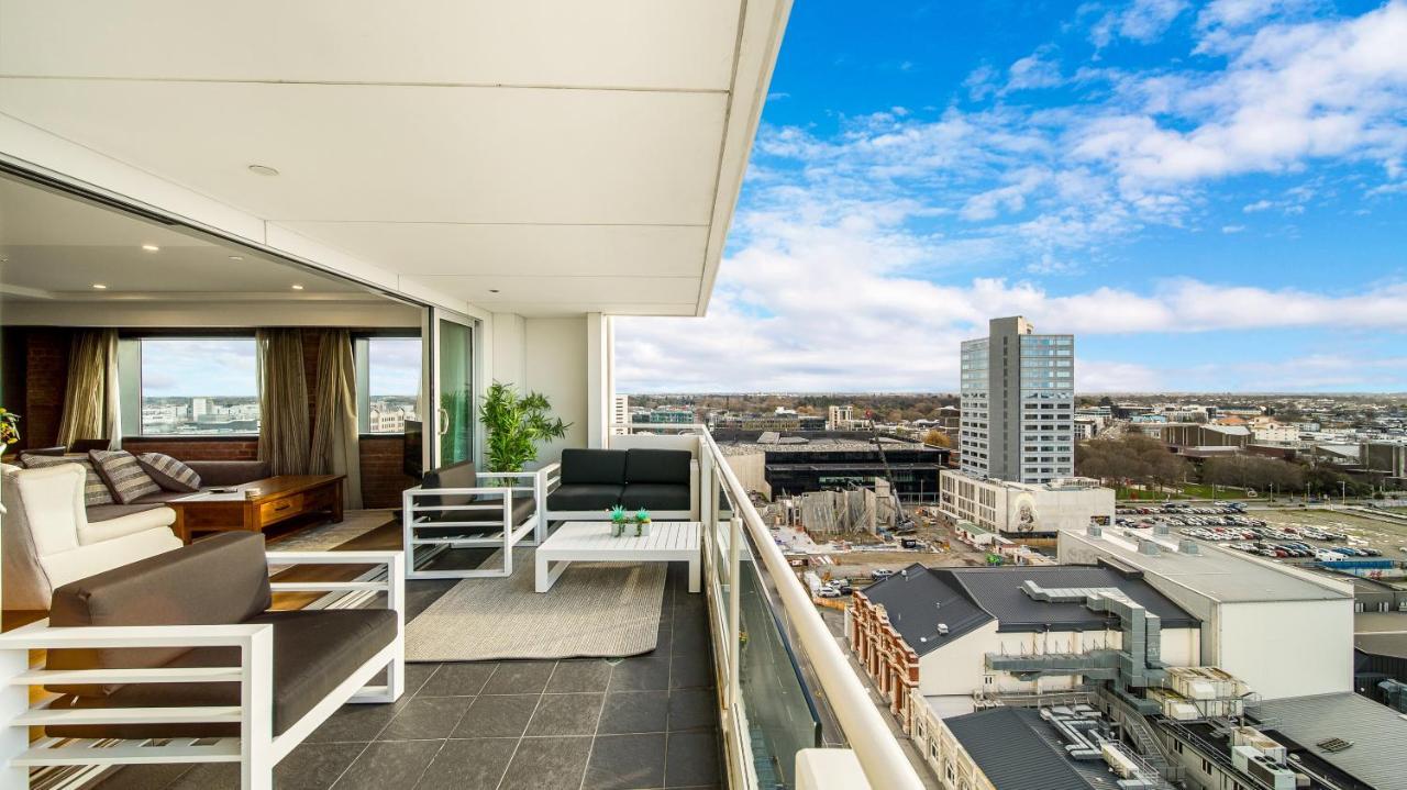 Central City View With Free Valet Parking Christchurch Esterno foto