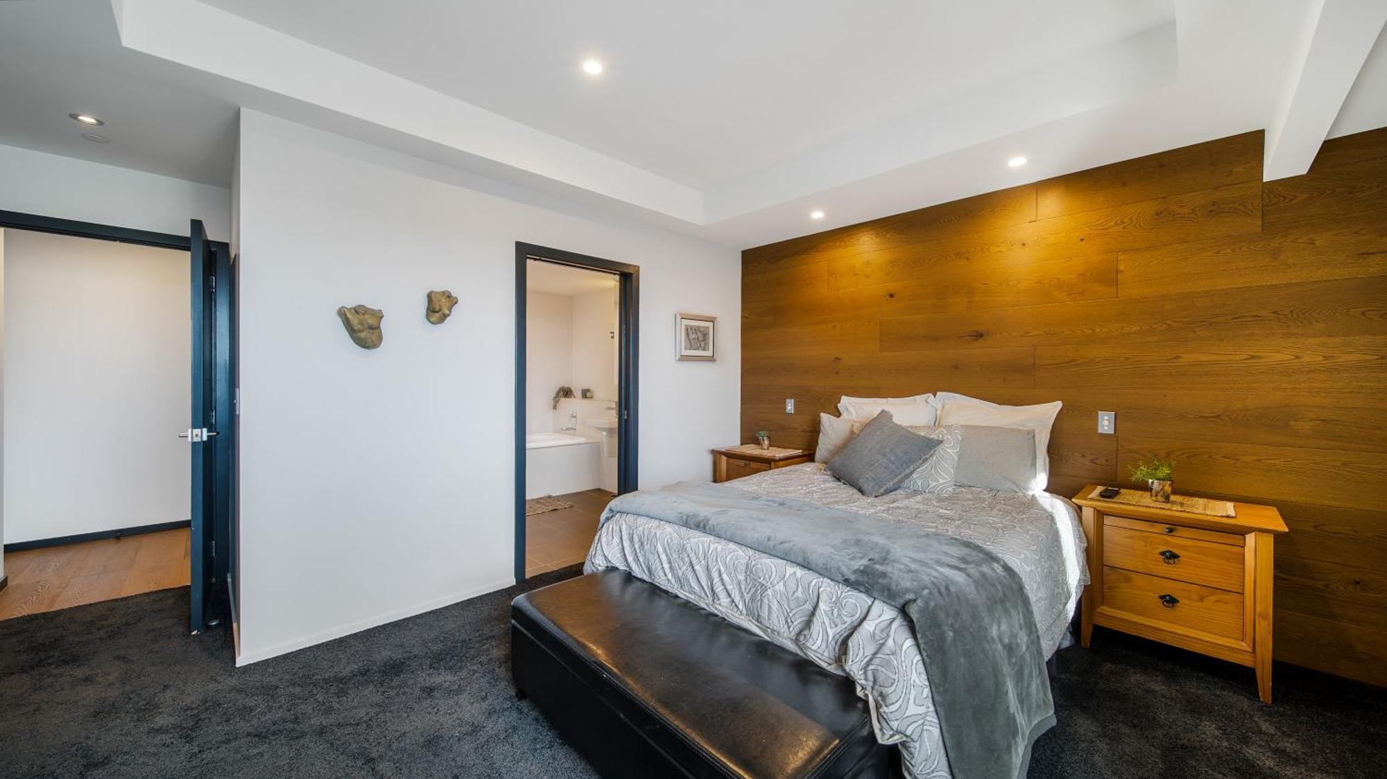 Central City View With Free Valet Parking Christchurch Esterno foto